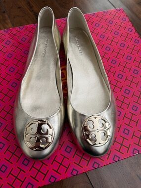 Tory Burch Metallic Gold Falts! New